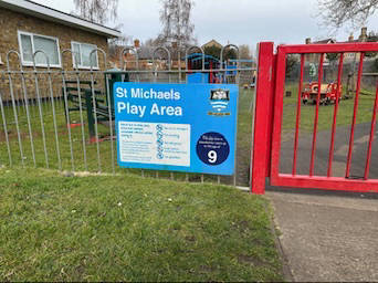 playground safety signage 