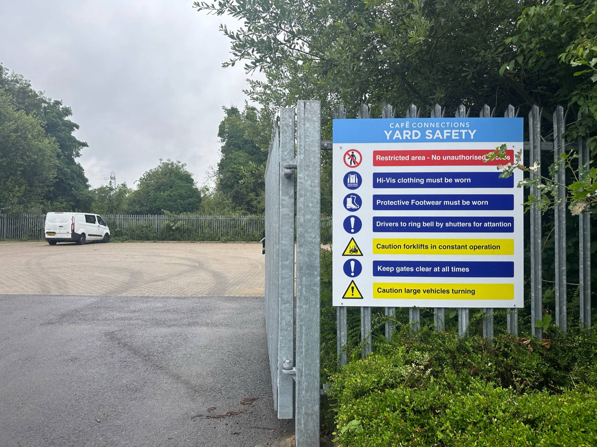 SAFTEY SIGNAGE
