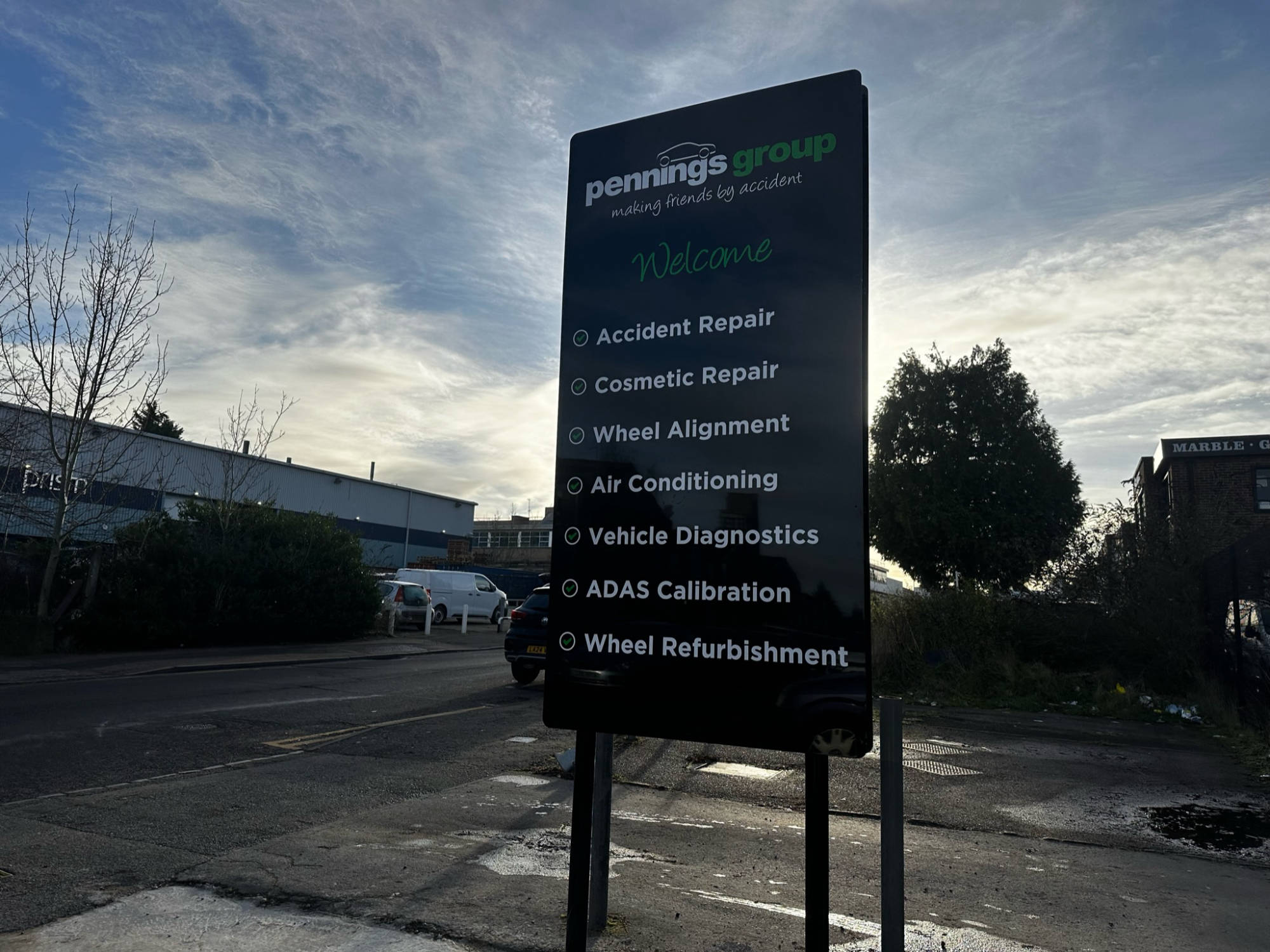 POST SIGNAGE