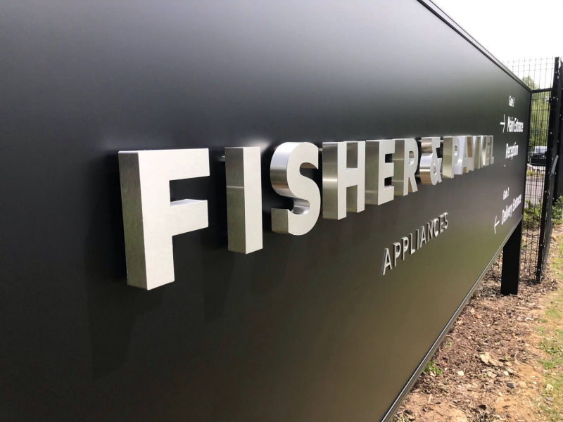 stand of letters signage