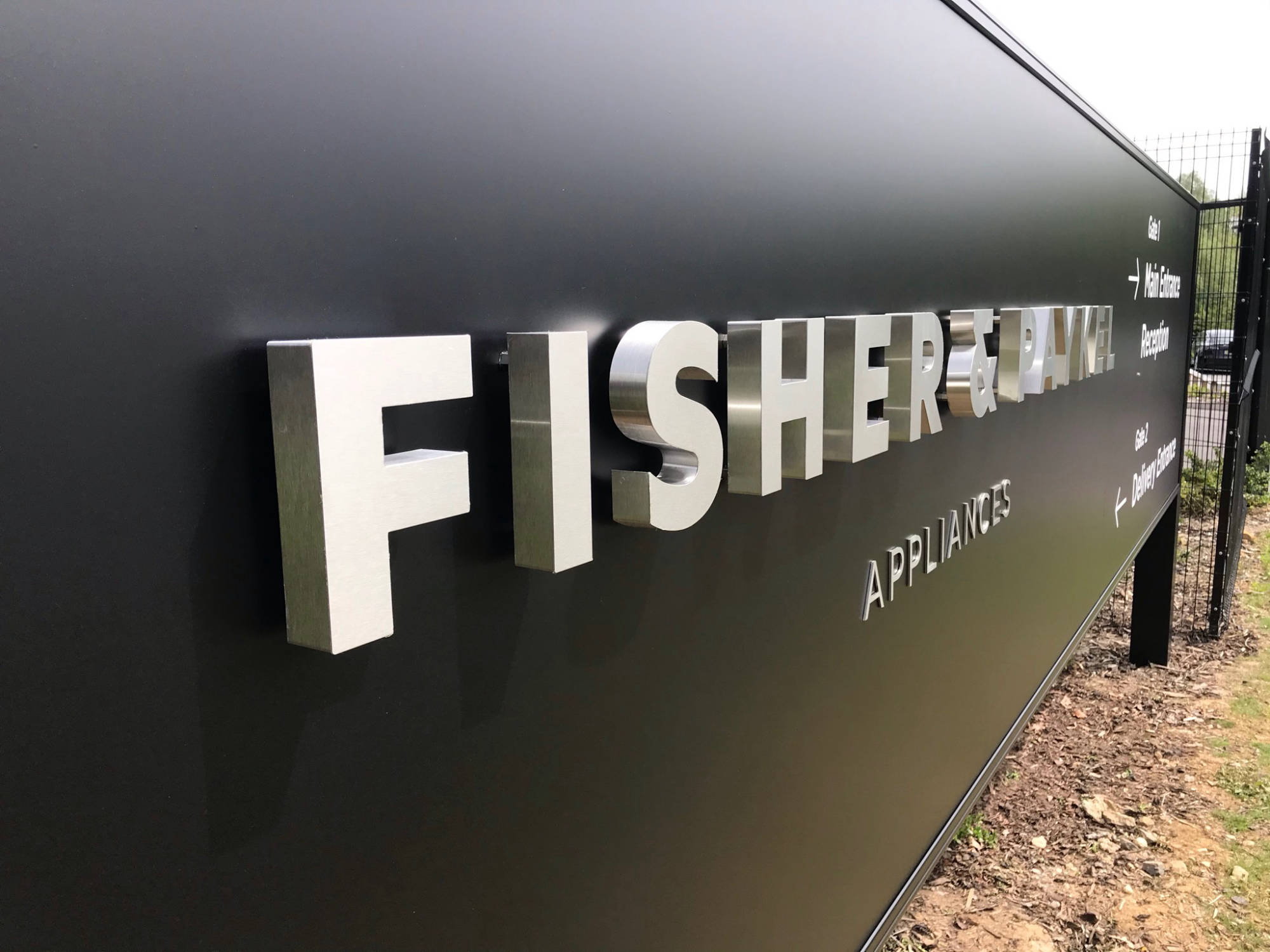 stand of letters signage