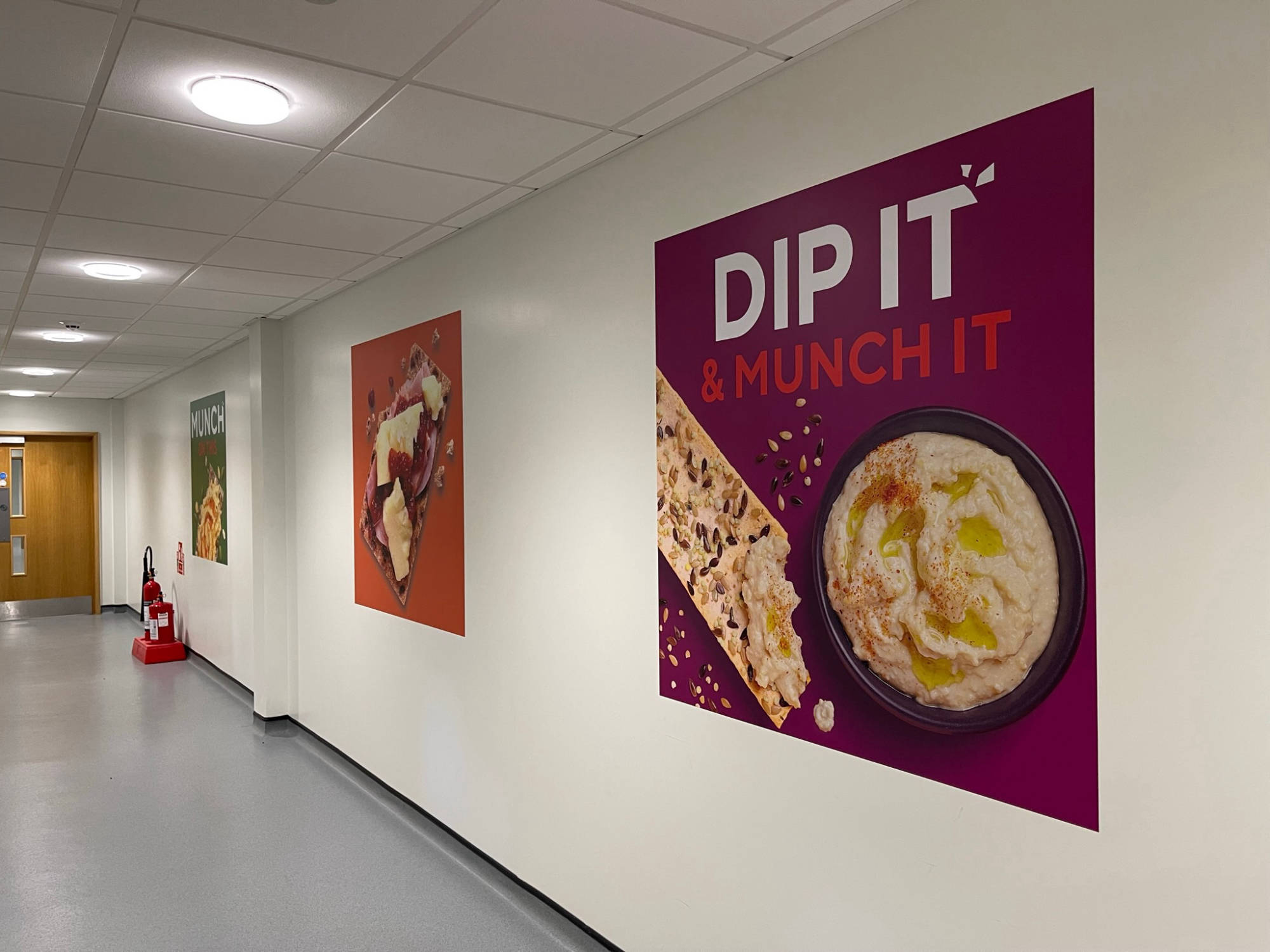 digital print wall signage